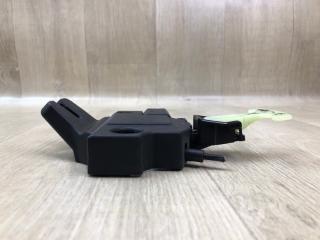 Замок крышки багажника CAMRY 55 14-17 2015 2.5 2ARFE