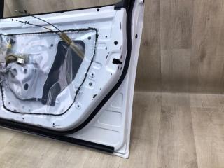 Дверь передняя правая LEAF 10-17 EM61