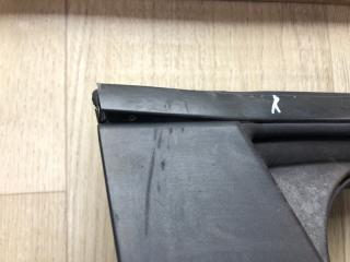 Дверь передняя правая LEAF 10-17 EM61