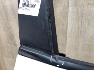 Дверь передняя правая LEAF 10-17 EM61