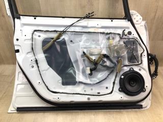 Дверь передняя левая LEAF 10-17 EM61