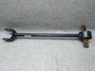 Рычаг задней подвески продольный правый TOYOTA CAMRY 55 14-17 2015