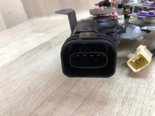 Замок двери задний левый SIENNA 11-16 2011 3.5 2GR-FE