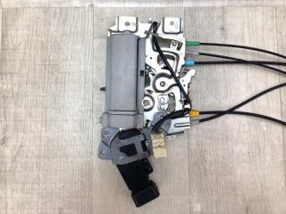 Замок двери задний правый SIENNA 11-16 2011 3.5 2GR-FE