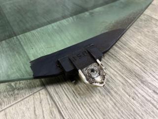 Стекло двери переднее левое VENZA 09-16 2009 3.5 2GR-FE