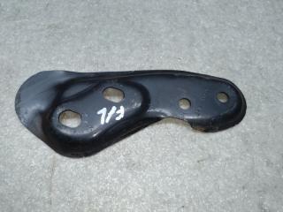 Крепление балки подвески переднее левое CHEROKEE 14- 2014 3.2 EHB