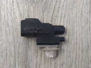 Фото запчасти датчик температуры наружного воздуха TOYOTA HIGHLANDER 13-19 Б/У запчасть Запчасть датчик температуры наружного воздуха TOYOTA HIGHLANDER 13-19