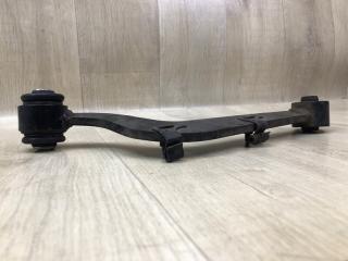 Рычаг задней подвески поперечный верхний правый RAV4 05-12