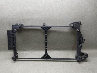 Рамка радиатора LEAF 10-17 EM61