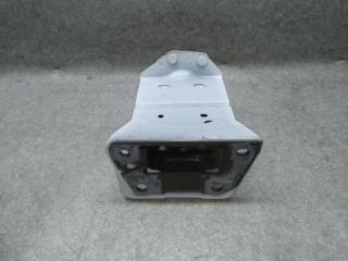 Кронштейн усилителя переднего бампера левый LEAF 10-17 EM61