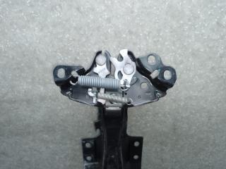 Замок капота LEAF 10-17 EM61