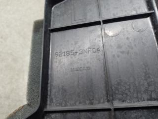 Дефлектор радиатора левый NISSAN LEAF 10-17 EM61