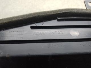 Дефлектор радиатора правый NISSAN LEAF 10-17 EM61